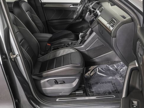 Used 2023 Volkswagen Tiguan SEL R-Line AWD/4WD image 46