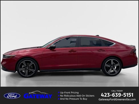 Used 2025 Honda Accord Sport image 1