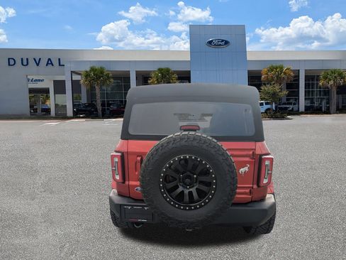 Used 2022 Ford Bronco Outer Banks image 5