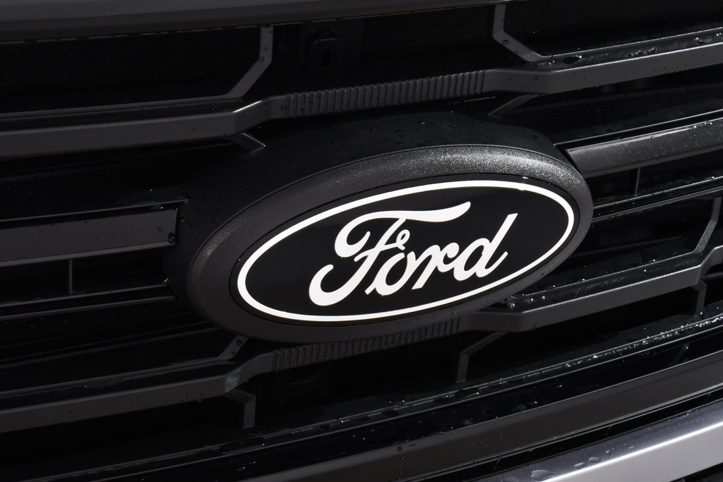 New 2026 Ford F150 XLT w/ XLT Black Appearance Package AWD/4WD image 20