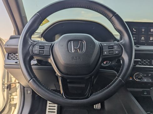 Used 2024 Honda Accord Sport image 31