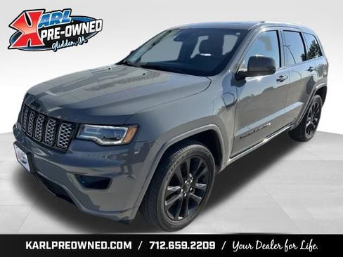 Used 2021 Jeep Grand Cherokee Laredo X AWD/4WD image 1