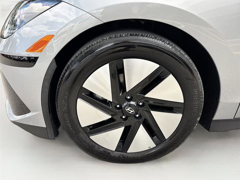 Used 2024 Hyundai Ioniq 6 SE RWD image 31