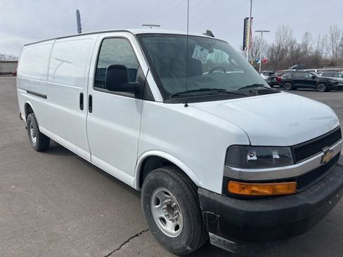 Used 2025 Chevrolet Express 2500 Extended w/ Driver Convenience Package image 3