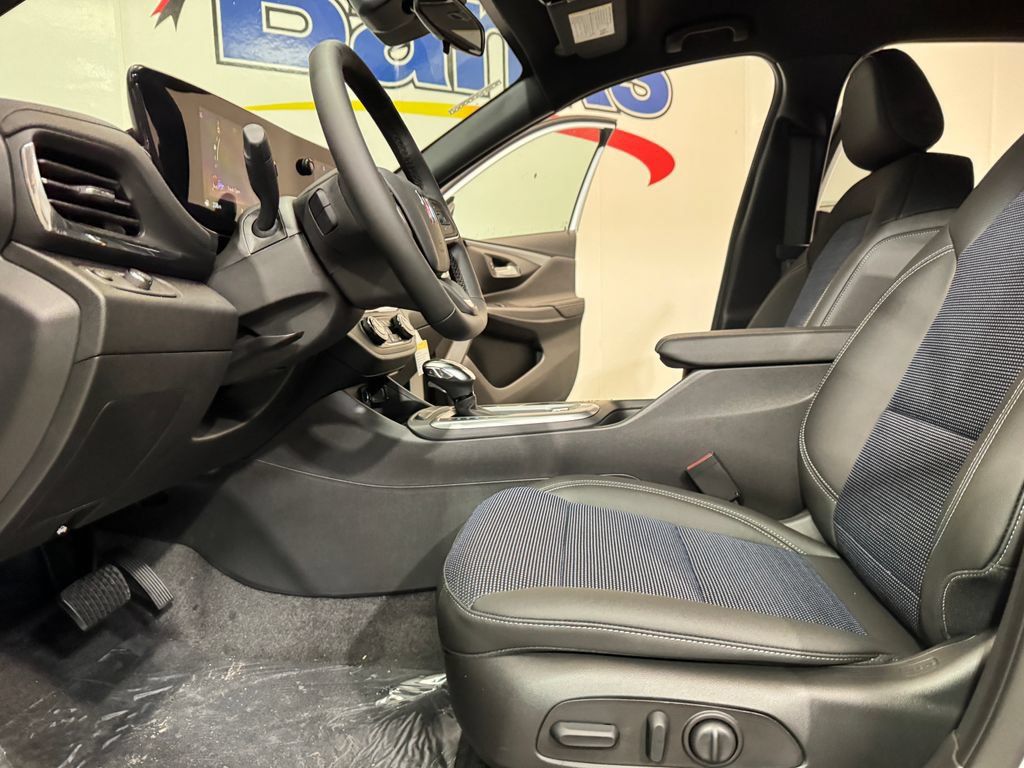 New 2026 Buick Envista Preferred w/ Convenience I Package FWD image 8