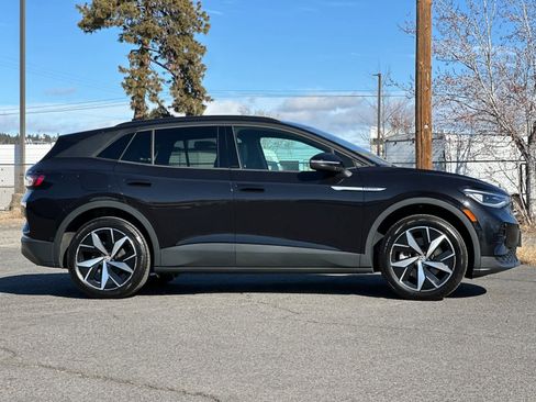 Used 2023 Volkswagen ID.4 Pro S image 8