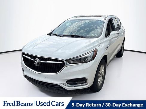 Used 2019 Buick Enclave Essence image 2