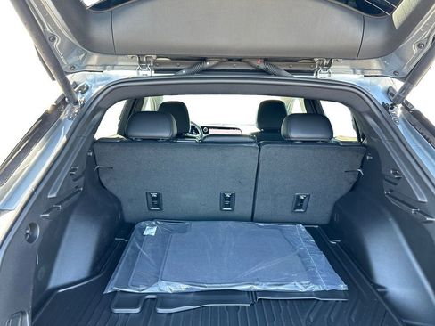 New 2026 Chevrolet Equinox EV LT w/ LPO, Blackout Package FWD image 19