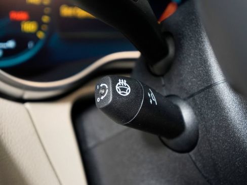 Certified 2021 Mercedes-Benz C 300 4MATIC Sedan image 23
