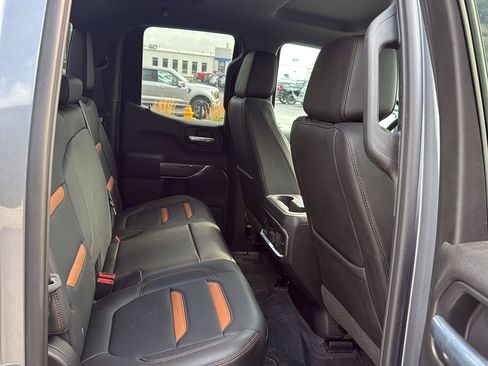 Used 2019 GMC Sierra 1500 AT4 w/ Driver Alert Package I AWD/4WD image 11