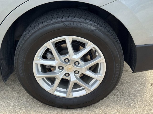 Used 2024 Chevrolet Equinox LT AWD/4WD image 5