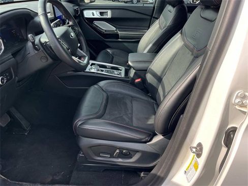 Used 2023 Ford Explorer ST w/ Equipment Group 401A image 14