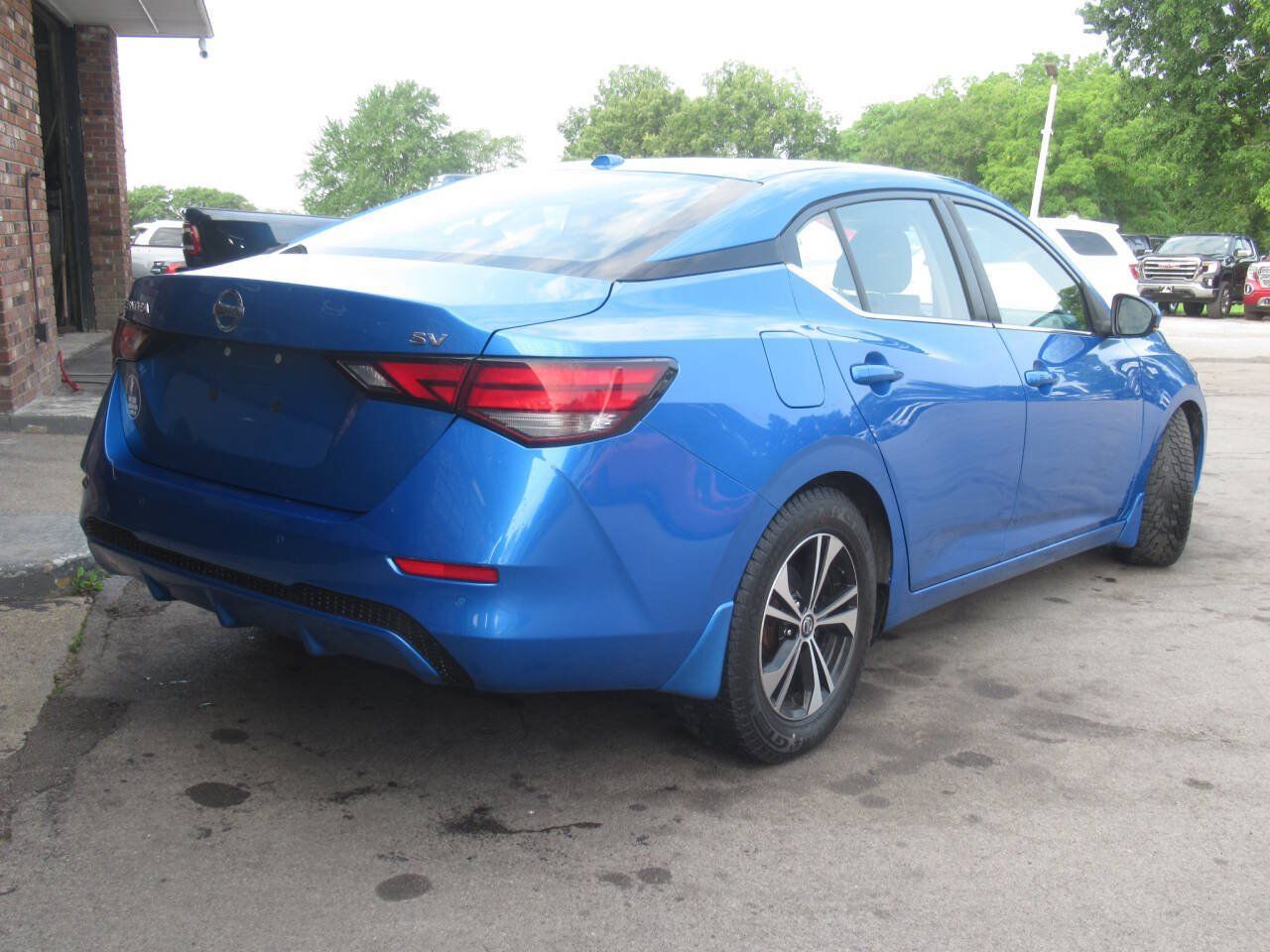 Used 2020 Nissan Sentra SV FWD image 6