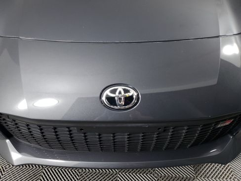 Used 2024 Toyota GR86 Premium RWD image 10
