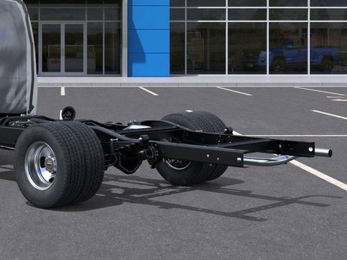 New 2025 Chevrolet Express 3500 w/ Power Convenience Package image 39