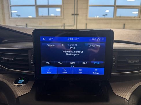 Used 2020 Ford Explorer XLT w/ Equipment Group 202A image 17