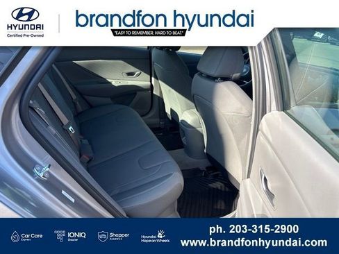 Used 2026 Hyundai Elantra Hybrid FWD image 25