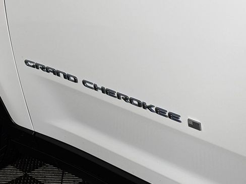 Certified 2024 Jeep Grand Cherokee Limited 4xe AWD/4WD image 26