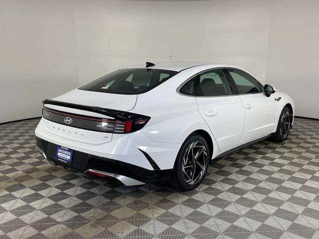 New 2026 Hyundai Sonata SEL AWD/4WD image 22
