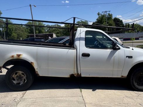 Used 2002 Ford F150 XL RWD image 4