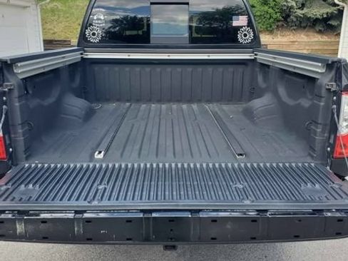 Used 2017 Nissan Titan Platinum Reserve AWD/4WD image 6