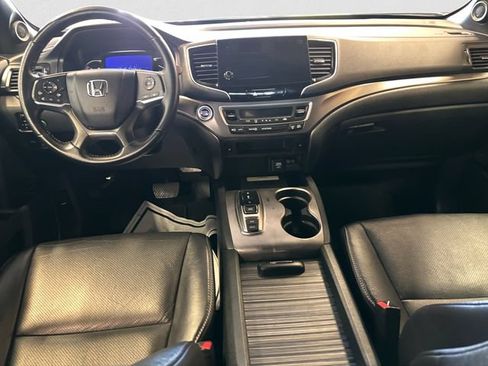 Used 2023 Honda Passport EX-L image 11