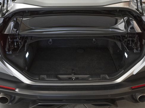 Used 2019 Ferrari Portofino image 59