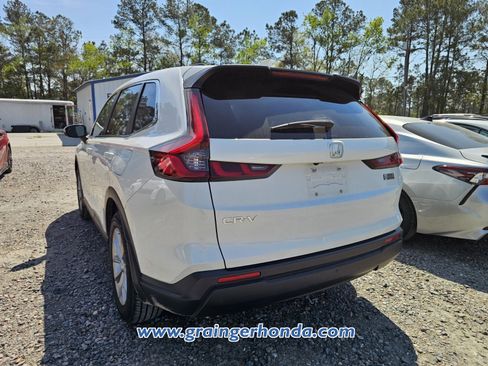 Used 2024 Honda CR-V EX image 9