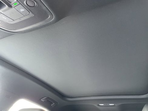 Used 2024 Audi Q3 2.0T Premium image 27