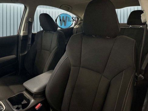 Used 2024 Subaru Legacy Premium image 20