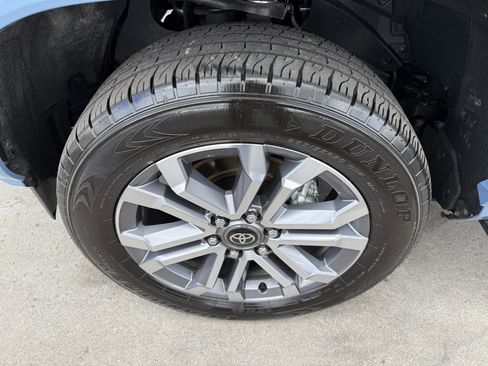 Used 2025 Toyota 4Runner Limited image 45