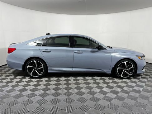 Used 2022 Honda Accord Sport Special Edition image 4