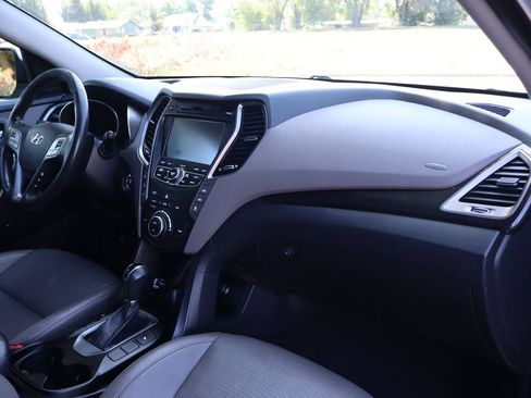 Used 2013 Hyundai Santa Fe Limited w/ Technology Pkg AWD/4WD image 17