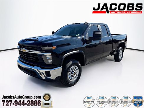 Used 2024 Chevrolet Silverado 2500 LT image 1