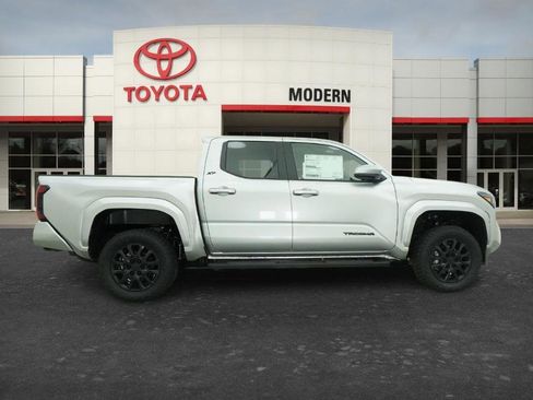 New 2026 Toyota Tacoma SR5 AWD/4WD image 5
