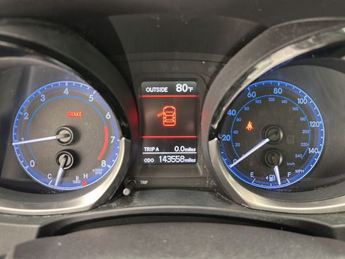 Used 2015 Toyota Corolla S FWD image 17