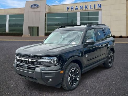 New 2026 Ford Bronco Sport Outer Banks AWD/4WD image 3