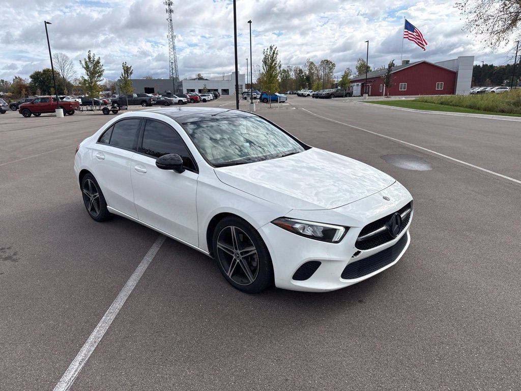 Used 2019 Mercedes-Benz A 220 4MATIC image 3