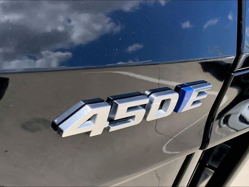 Used 2025 Cadillac Lyriq Luxury image 9