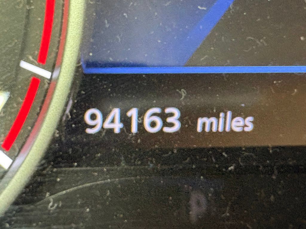 Used 2020 Nissan Sentra SV FWD image 11