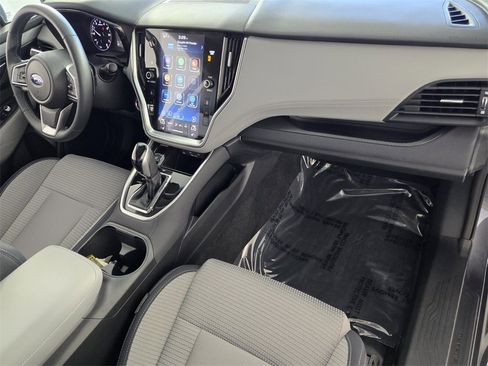 Used 2022 Subaru Outback Premium image 16