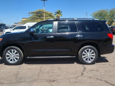 Used 2016 Toyota Sequoia Limited w/ Safety & Convenience Package AWD/4WD image 5