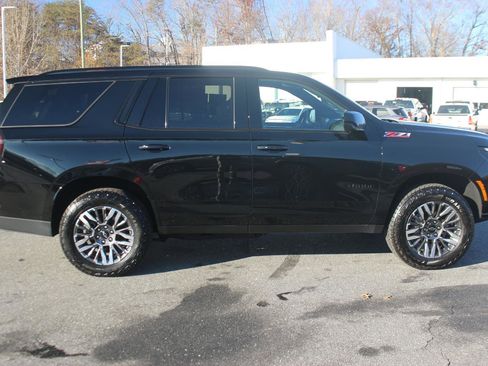 Used 2025 Chevrolet Tahoe Z71 image 8