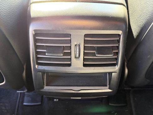 Used 2018 Mercedes-Benz GLE 350 4MATIC image 23