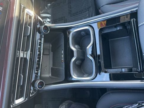 Used 2024 Chevrolet Traverse RS w/ LPO, Floor Liner Package image 28