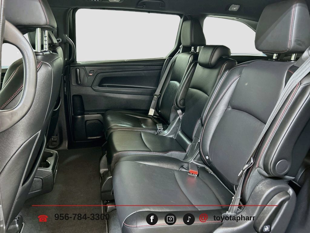 Used 2025 Honda Odyssey Sport-L image 23