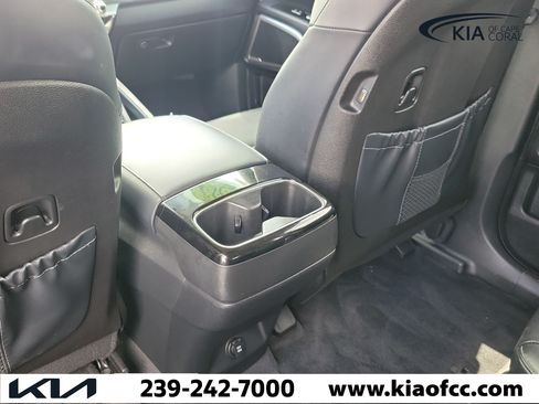 Used 2022 Kia Telluride S FWD image 13