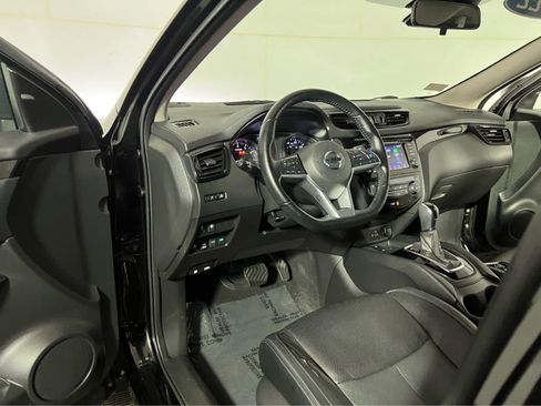 Certified 2022 Nissan Rogue Sport SL AWD/4WD image 20