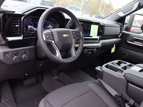 New 2025 Chevrolet Silverado 2500 LT w/ Safety Package image 5