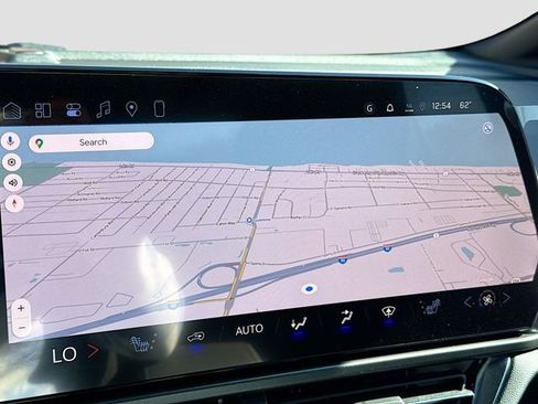 New 2026 Chevrolet Equinox EV LT image 14